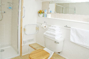 en-suite shower room